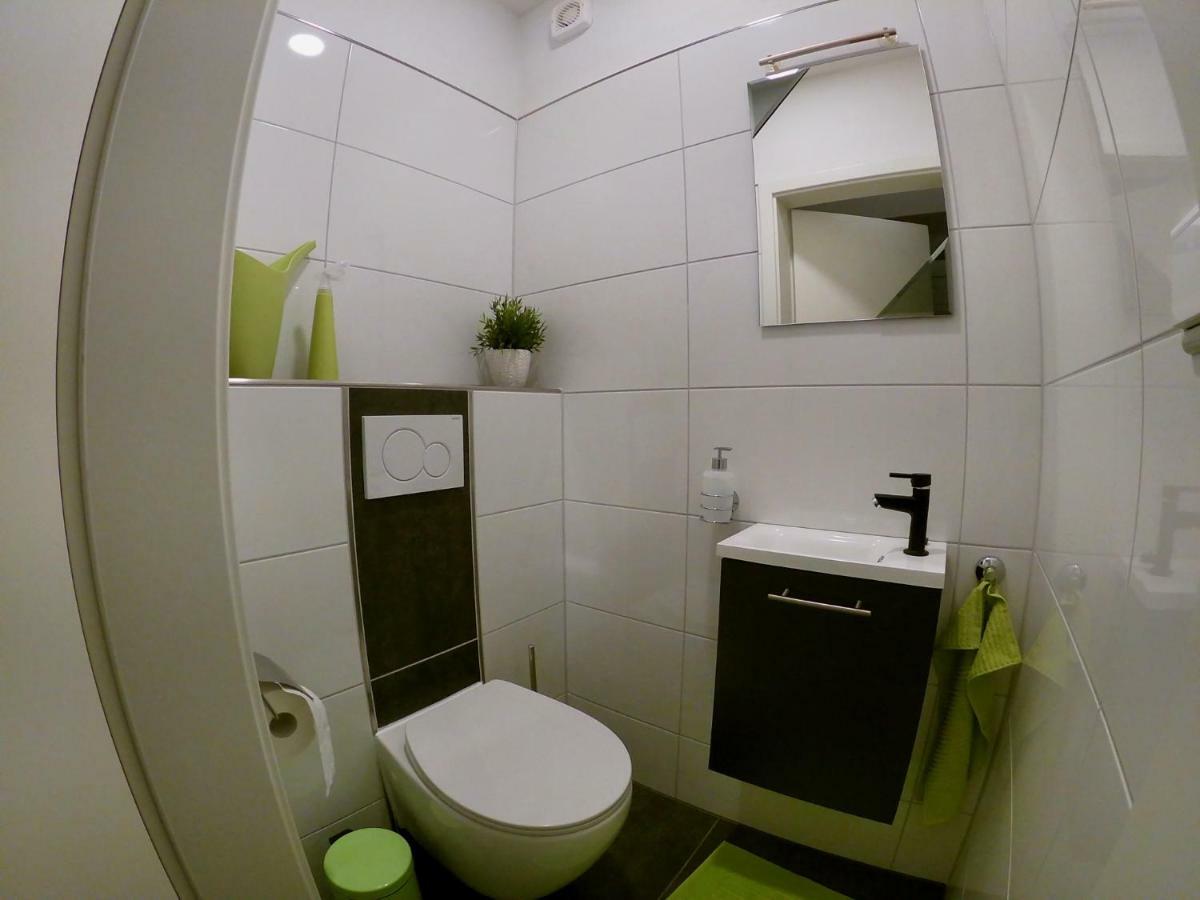 Luxuriose Ferienwohnung Fur 2-4 In Bad Zwischenahn Buitenkant foto