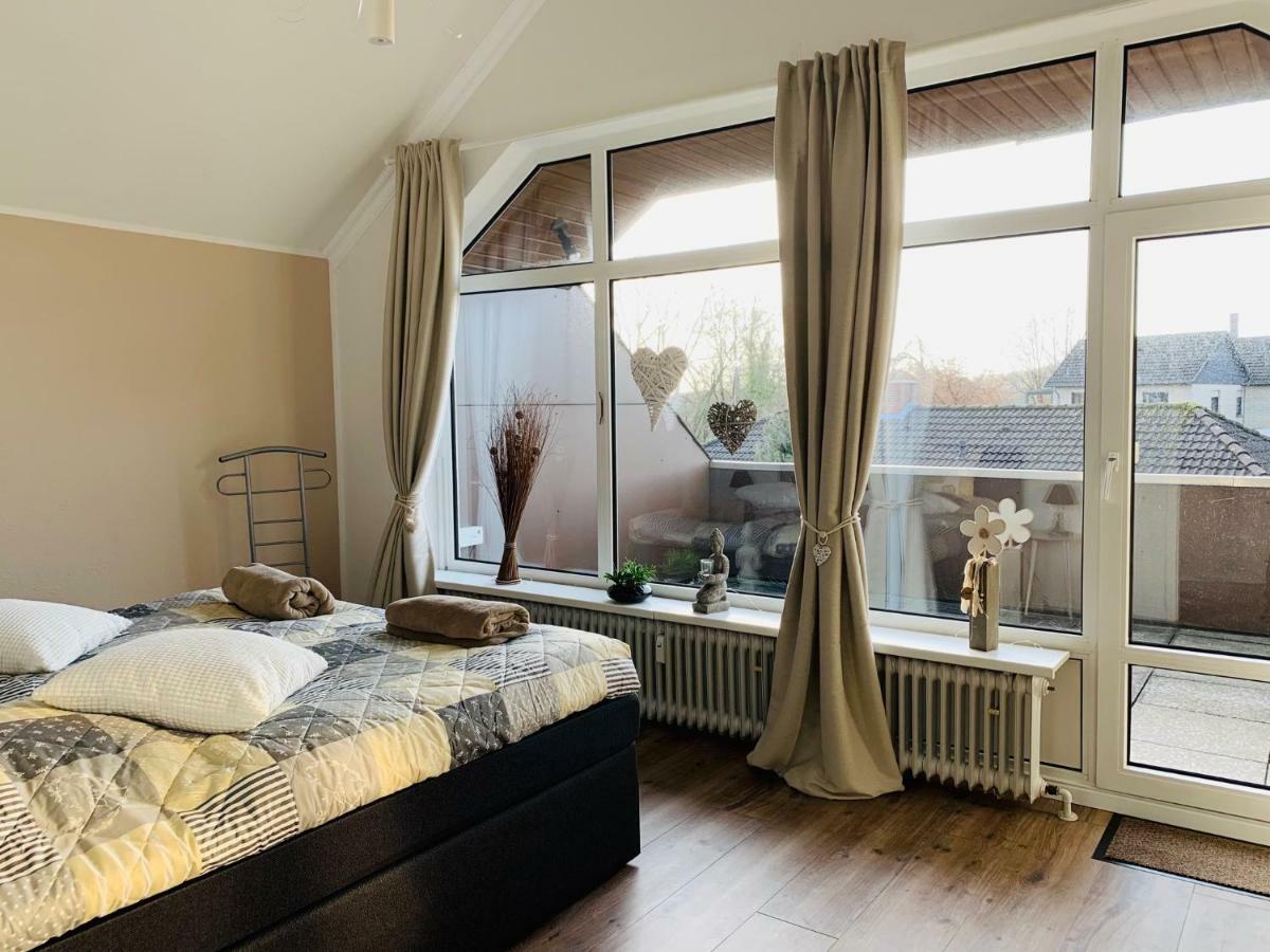 Luxuriose Ferienwohnung Fur 2-4 In Bad Zwischenahn Buitenkant foto